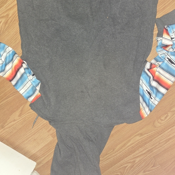 Hooey Charcoal Hoodie with Vibrant Striped Sleeves Large Womans - Picture 4 of 6